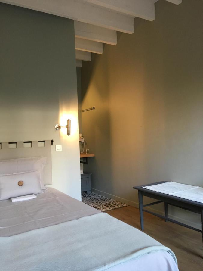 Kamer met Kingsize Bed en Uitzicht op de Tuin